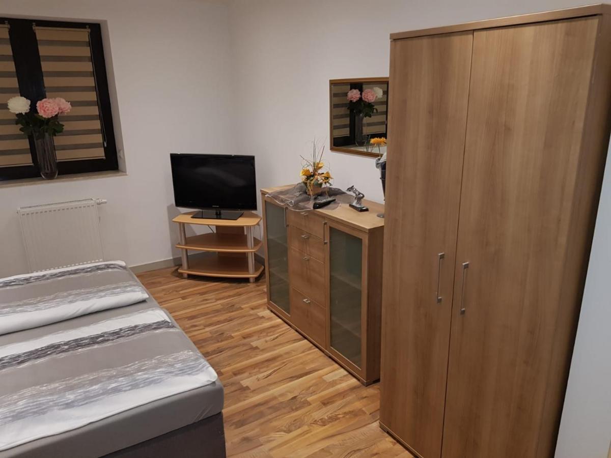 Ferienhaus Ixheim Bitscher Str.70 Zweibrücken Buitenkant foto